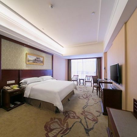 Vienna Classic Hotel Shizhongshan Avenue Jiujiang  Eksteriør bilde